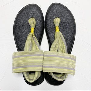 Sanuk Yoga Sling Sandals Yellow/Grey Print Sz 9